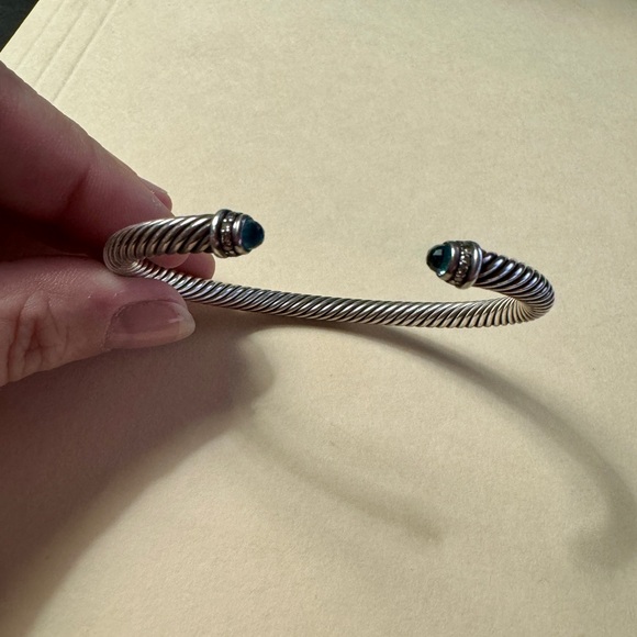Authentic David Yurman Cable Classic Collection Topaz and Diamonds bracelet - Picture 2 of 4